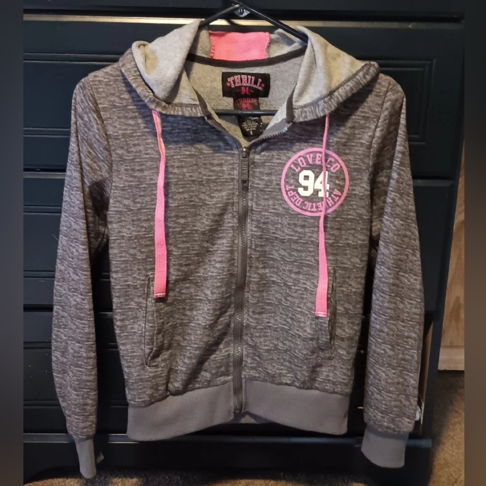 Thraill Gray Hoodie Jacket. Juniors size small. ☆3 FOR $25☆